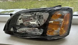 Subaru Outback Lampa przednia 3201109L