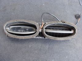 BMW 7 E32 Griglia di ventilazione centrale cruscotto 1390926