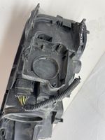 Ford Kuga II Lampa przednia 90101773