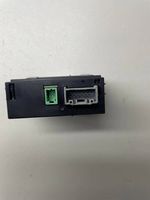 Mazda CX-3 Connettore plug in USB D09H-669U0