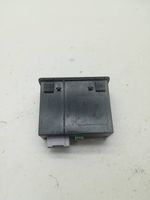 Mazda CX-3 Connettore plug in USB D09H669U0A