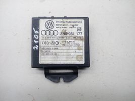 Audi A4 S4 B6 8E 8H Signalizacijos valdymo blokas 8H0951177