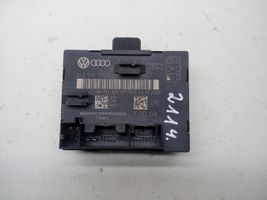 Audi A4 S4 B8 8K Oven ohjainlaite/moduuli 8K0959795A