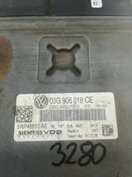 Volkswagen PASSAT B6 Sterownik / Moduł ECU 03G906018CE