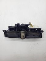 Audi A3 S3 8L Maniglia esterna del portellone posteriore/bagagliaio 8D9827565A