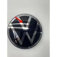 Volkswagen Golf VIII Mostrina con logo/emblema della casa automobilistica 5H0853601H