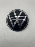 Volkswagen Golf VIII Mostrina con logo/emblema della casa automobilistica 5H0853601H