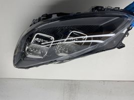 Ford Kuga III Lampa przednia LV4B13E015FE