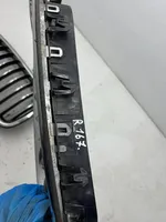 BMW 5 F10 F11 Maskownica / Grill / Atrapa górna chłodnicy 7336478