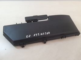 Volvo S60 Fuse box cover 9494211