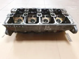 Volkswagen PASSAT B6 Testata motore 038103373R