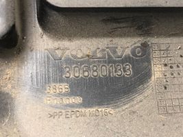 Volvo V50 Rivestimento del piantone del volante 30680133
