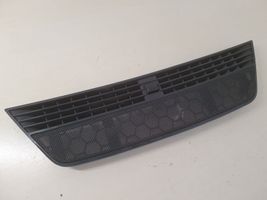 Audi A4 S4 B7 8E 8H Lango oro grotelės 8H0819635D