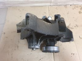 Audi A4 S4 B5 8D Generatoriaus kronšteinas 028903143AF