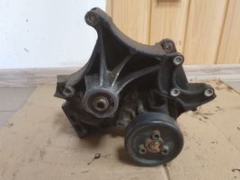 Audi A4 S4 B5 8D Generatoriaus kronšteinas 028903143AF