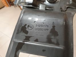 Volvo C30 Ylempi jäähdyttimen ylätuen suojapaneeli 31250176