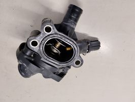 Volvo C30 Boîtier de thermostat / thermostat 30650810