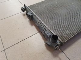 Opel Vivaro Jäähdyttimen lauhdutin 93854164