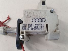 Audi A3 S3 8P Polttoainetankin korkin lukon moottori 8P4862153