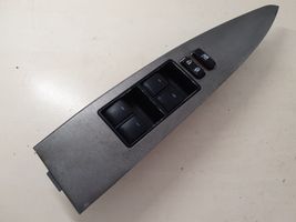 Toyota Avensis T270 Electric window control switch 8404005040