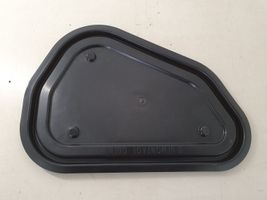 Audi Q2 - Muu takaoven verhoiluelementti 8V4839915B