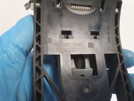 Audi Q2 - Klamka/wspornik zewnętrzny drzwi tylnych 8V0839885