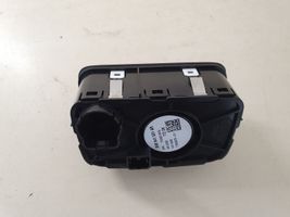 Audi Q2 - Interruttore luci 8V0941531AR