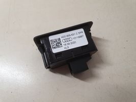 Audi Q2 - Przełącznik / Przycisk otwierania klapy bagażnika 4G0959831C