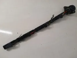 Volkswagen Touran I Fuel injector wires 038971803