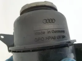 Audi A5 8T 8F Zbiornik płynu wspomagania układu kierowniczego 4F0422371D