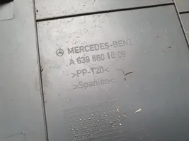 Mercedes-Benz Vito Viano W639 Istuimen verhoilu A6396601609