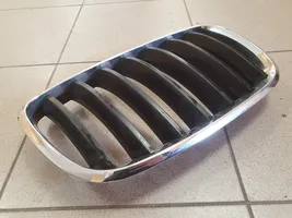 BMW X5 E70 Maskownica / Grill / Atrapa górna chłodnicy 7157688