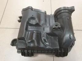 Mercedes-Benz C W205 Boîtier de filtre à air A2760903701