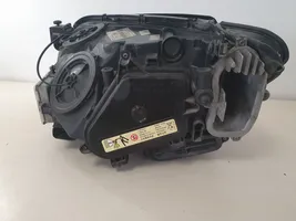 BMW 7 F01 F02 F03 F04 Lampa przednia 7182150