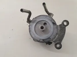 Toyota Avensis T270 Boîtier de filtre à carburant 233000R070