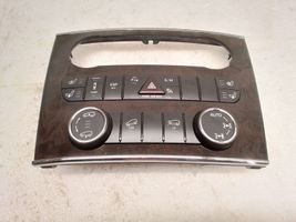 Mercedes-Benz GL X164 Controllo multimediale autoradio A1648700951