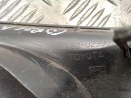 Toyota Corolla E160 E170 Krata halogenu 8148202390