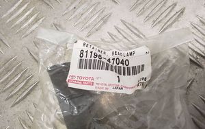 Toyota Prius (XW30) Uchwyt / Mocowanie lampy przedniej 8119647040