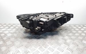 Volkswagen PASSAT B8 Lampa przednia 3G1941035L