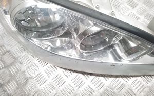 Toyota Camry Lampa przednia 