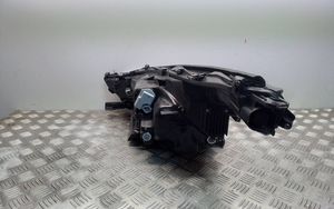 Toyota Highlander XU70 Lampa przednia 100008A06K