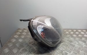 Toyota Yaris Verso Lampa przednia 52002