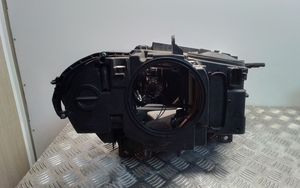 BMW X5 F15 Lampa przednia 7290047