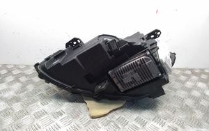 Mercedes-Benz A W176 Lampa przednia A1769067600