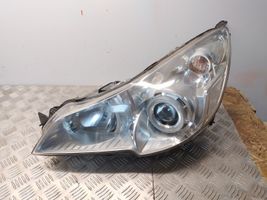 Subaru Legacy Lampa przednia 10020064