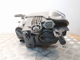 Mercedes-Benz SLK R172 Lampa przednia A1728207361