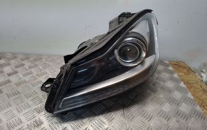 Mercedes-Benz C AMG W204 Faro/fanale A2048204339