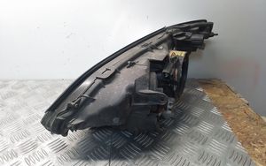 Subaru Outback Lampa przednia 10020954