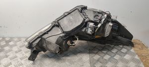 Subaru Legacy Lampa przednia 10020061