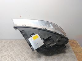 Volvo S80 Lampa przednia 31214347